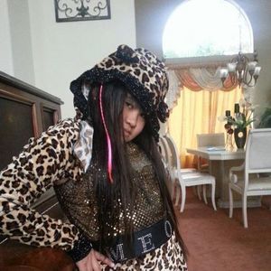 Meet your Posher, Veronica